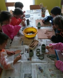 Cours école, centre de loisir de 3 à 17 ans Cours école, centre de loisir de 3 à 17 ans
