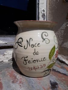 vase noce de faïence