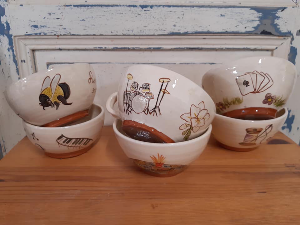 bols en ceramique avec une ou deux anses 2